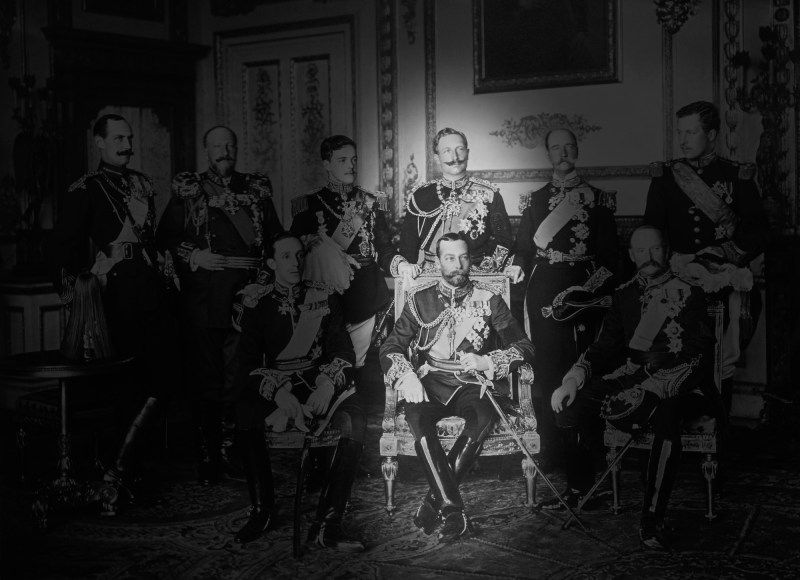 Verii Kaiser Wilhelm al II-lea si Regele George V au fotografiat impreuna