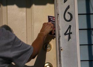 De ce democratii continua sa castige alegerile in ciuda sondajului negativ al lui Biden