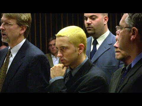 Cand Eminem a fost dat in judecata de batausul din copilarie